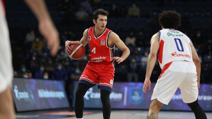 Emir Gökalp Gaziantep Basketbol’da